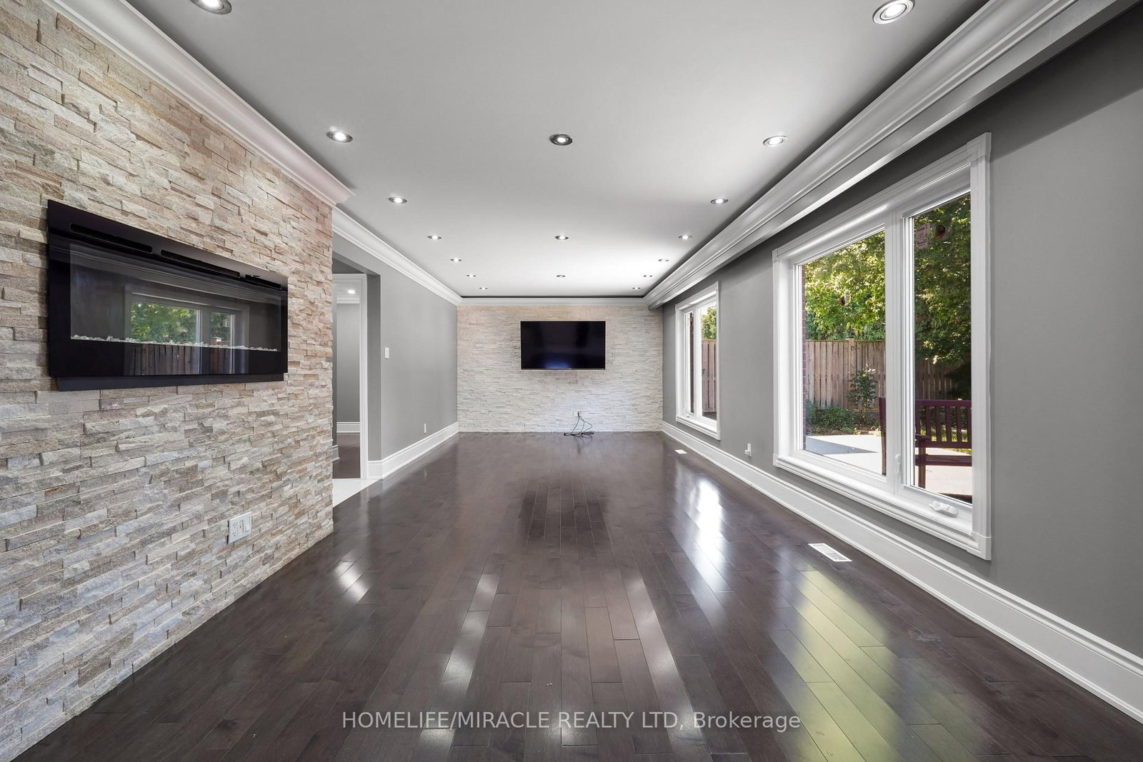 70 Cockburn Drive • Toronto, ON photo 5
