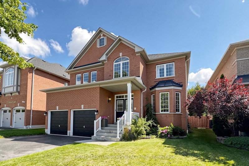 19 Tweedie Crescent