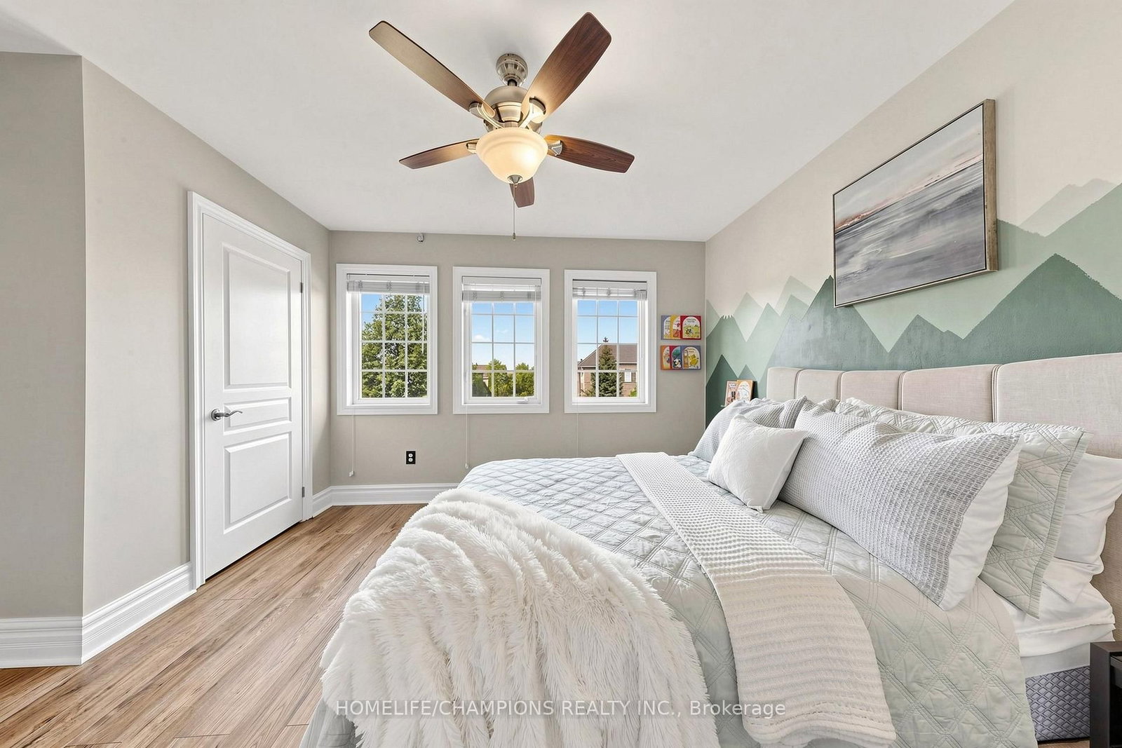 19 Tweedie Crescent • Whitby, ON photo 38