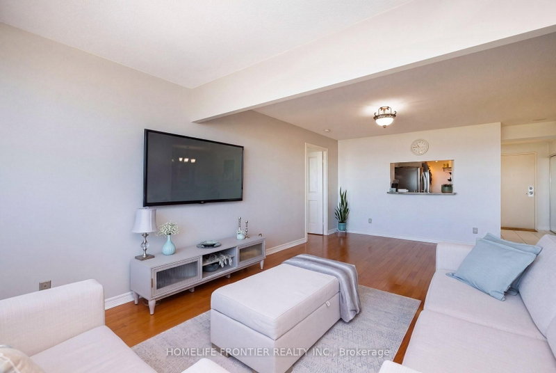68 Corporate Dr photo 5