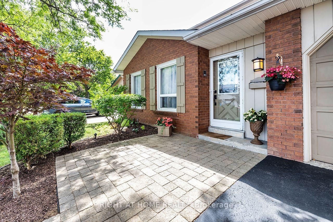 1770 Spruce Hill Road • Pickering, ON photo 3
