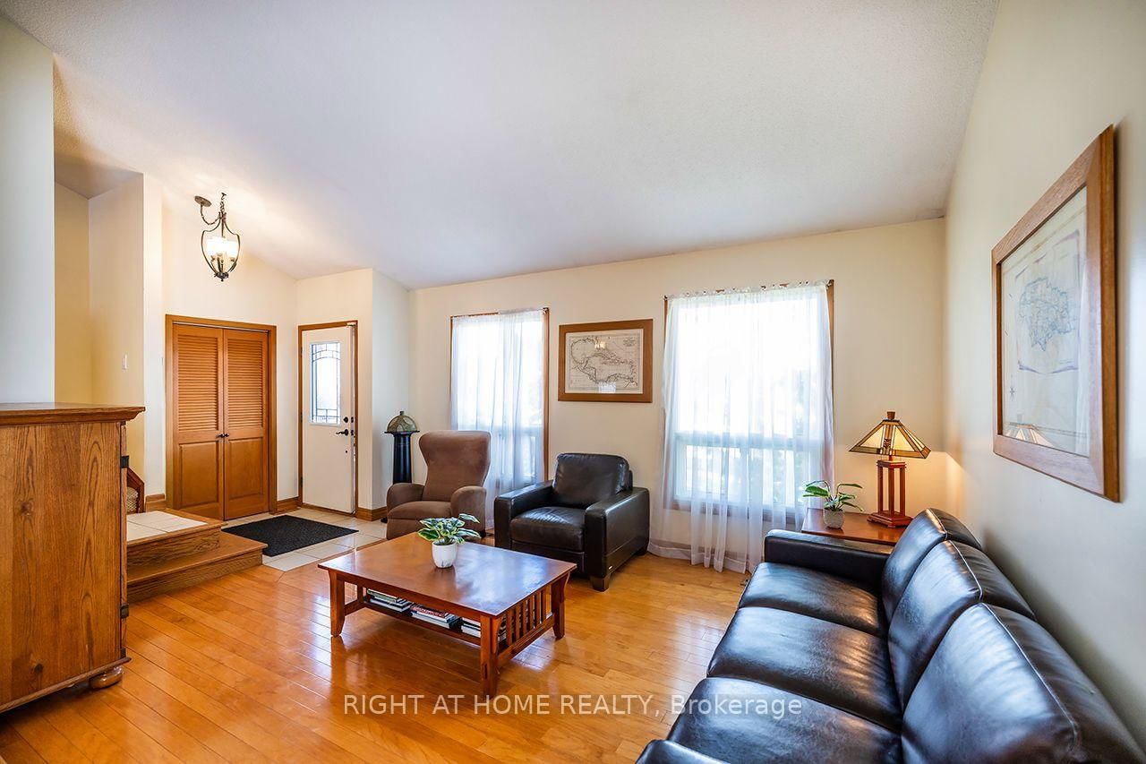 1770 Spruce Hill Road • Pickering, ON photo 5