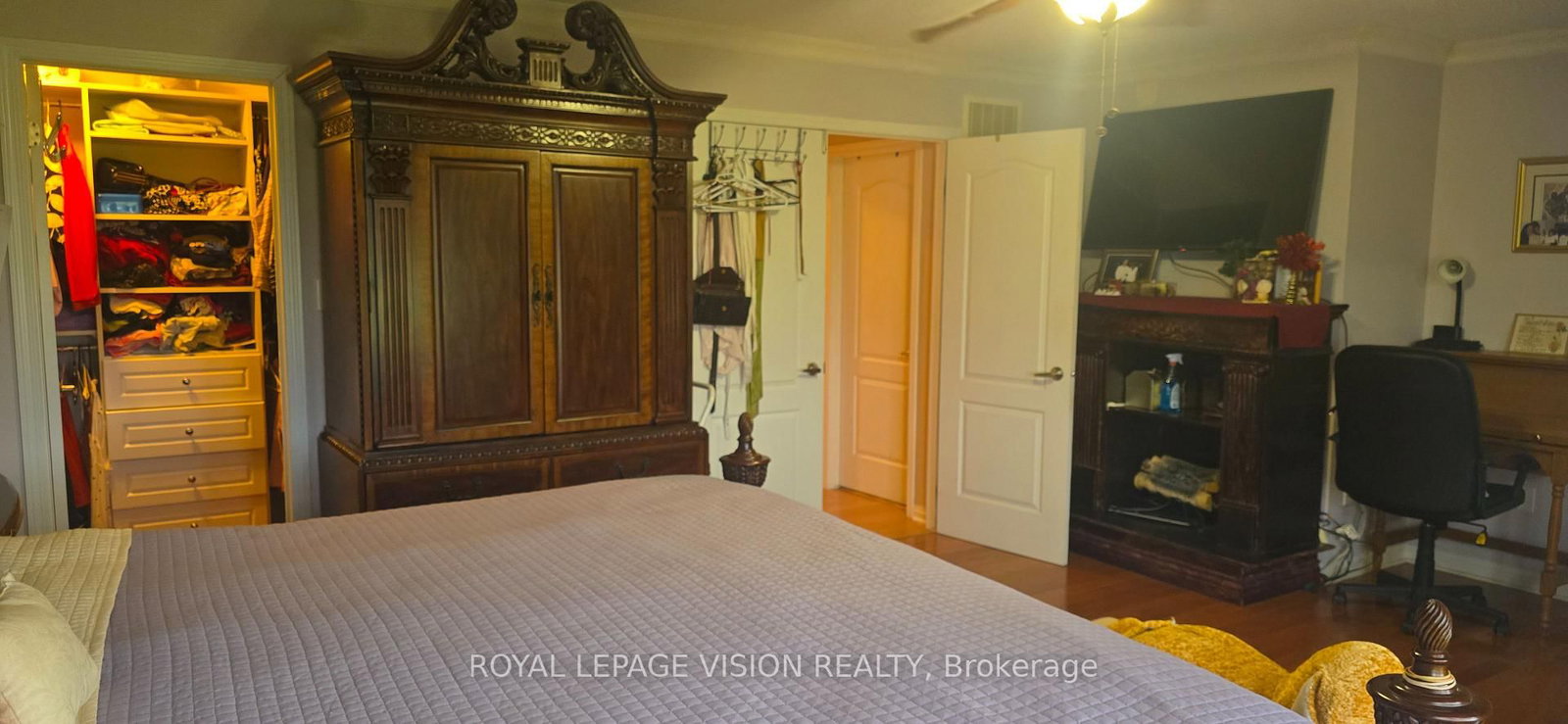 13 Antelope Drive • Toronto, ON photo 12