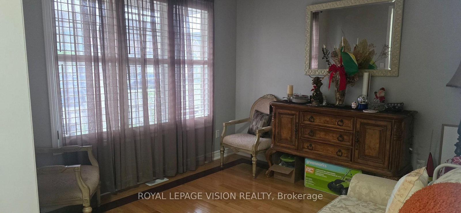 13 Antelope Drive • Toronto, ON photo 16