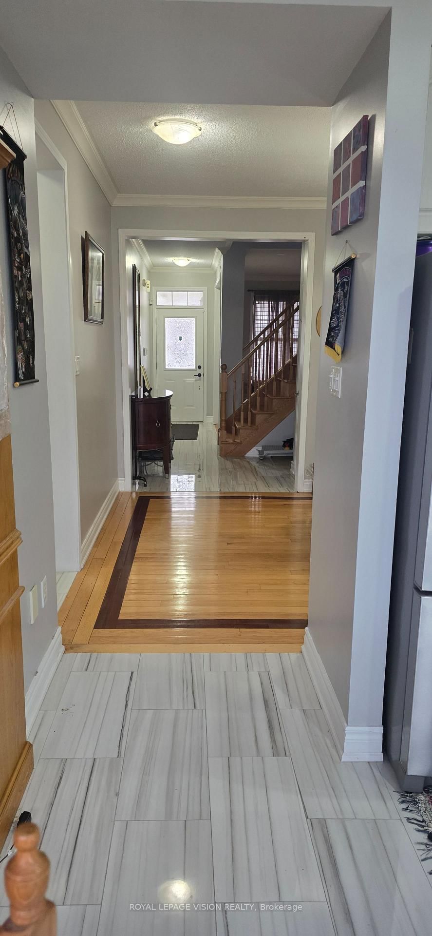 13 Antelope Drive • Toronto, ON photo 7