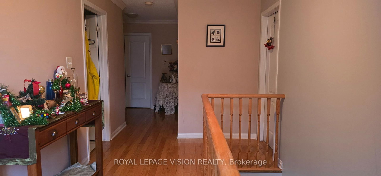 13 Antelope Drive • Toronto, ON photo 9