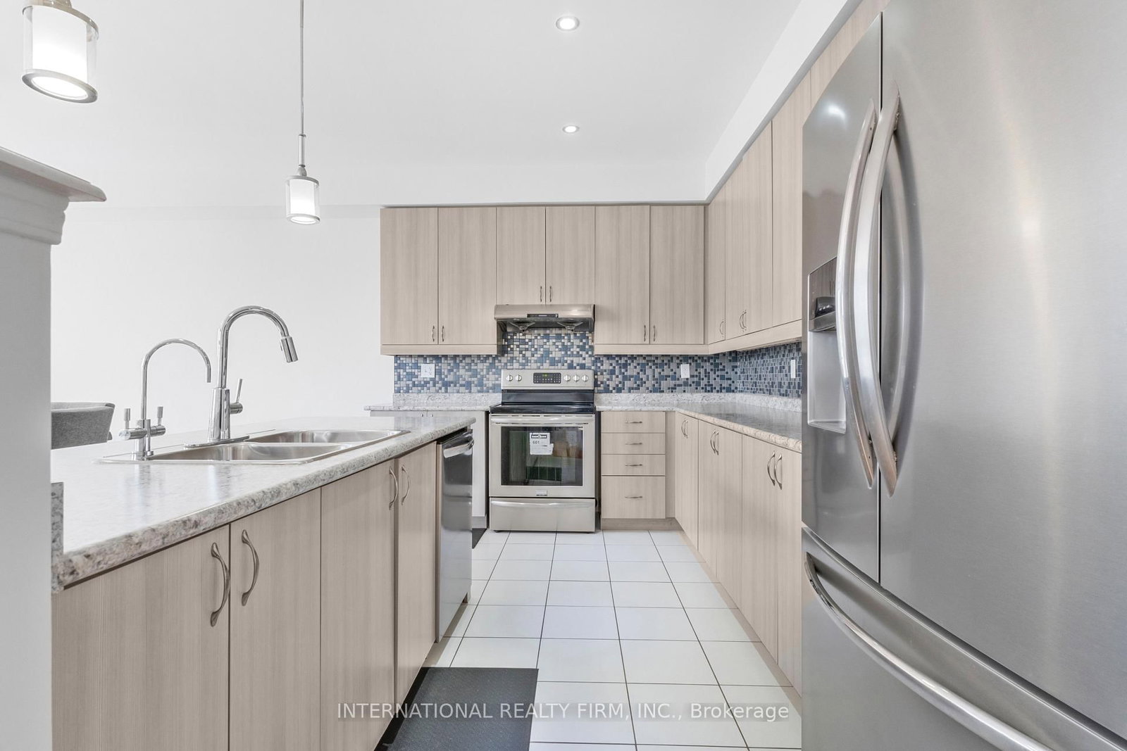 2537 Snow Knight Drive • Oshawa, ON photo 10