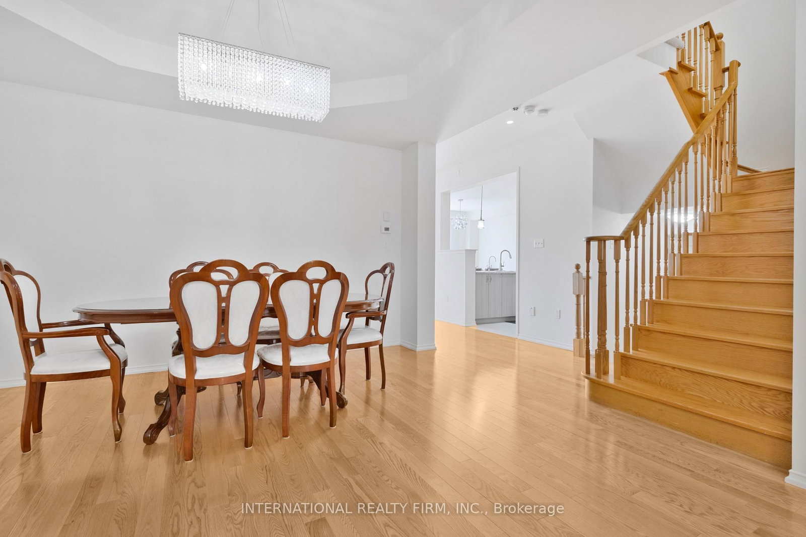 2537 Snow Knight Drive • Oshawa, ON photo 5