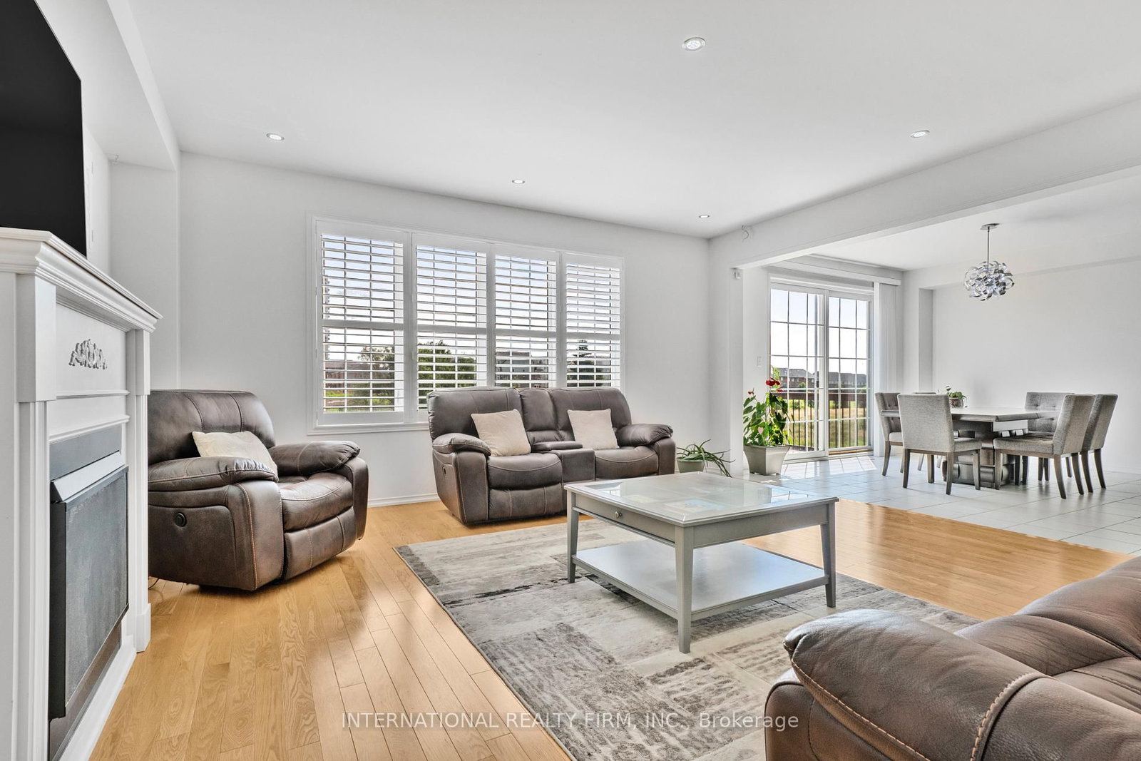 2537 Snow Knight Drive • Oshawa, ON photo 9