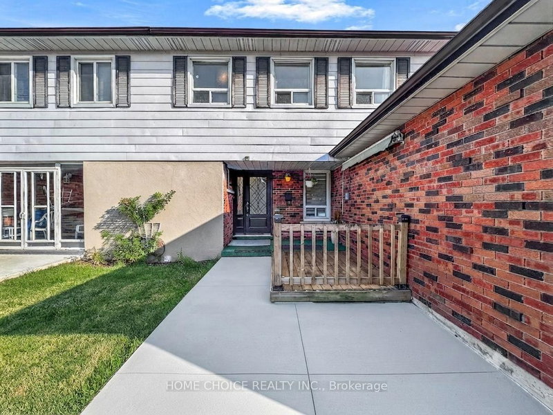 38 Robbinstone Drive