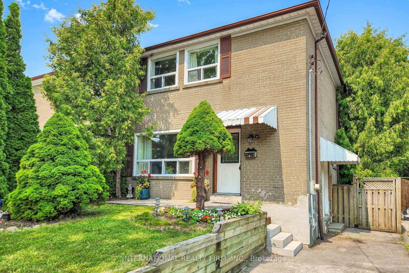 62 Porchester Drive