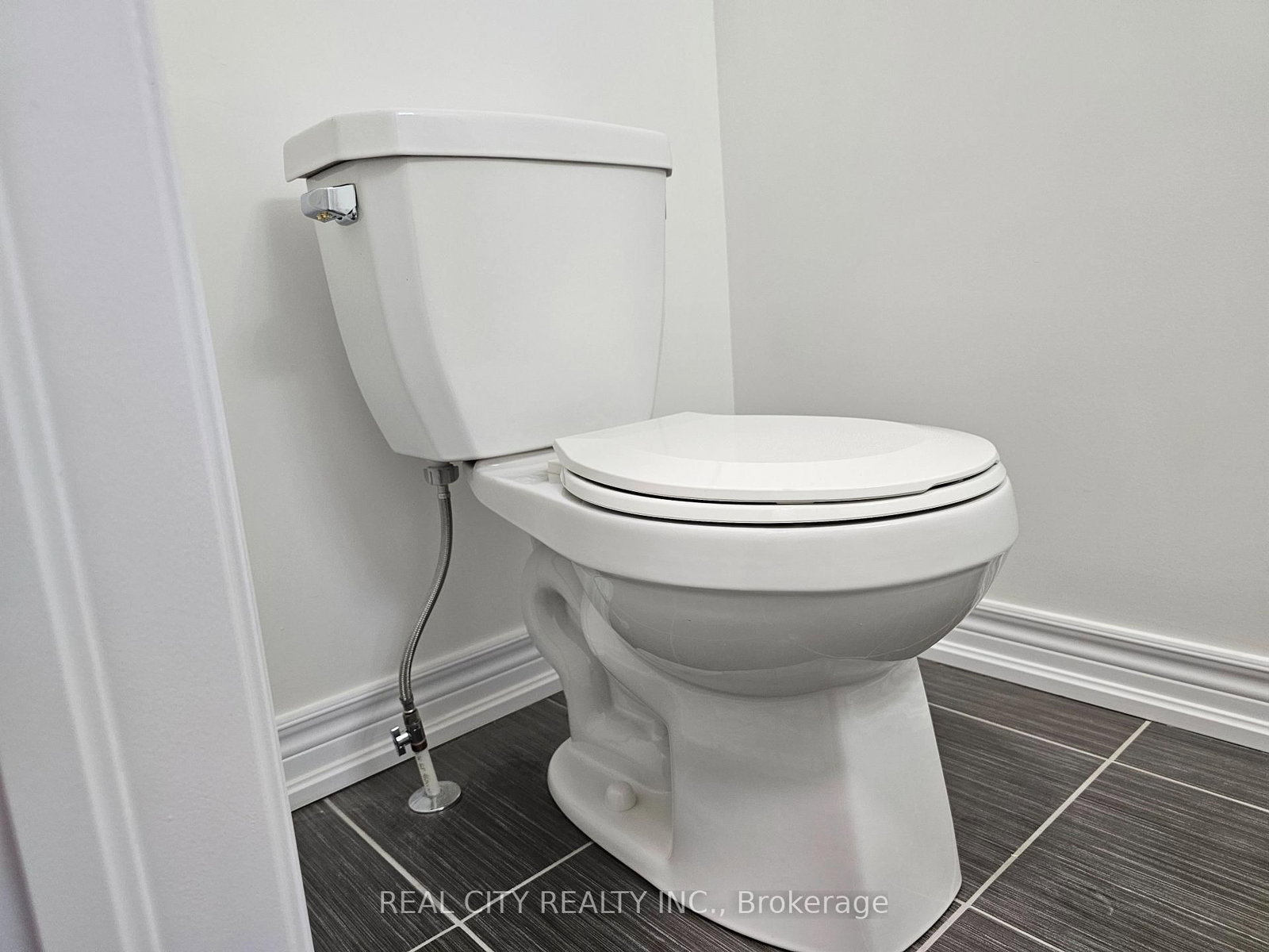 2873 Whites Road • Pickering, ON photo 17