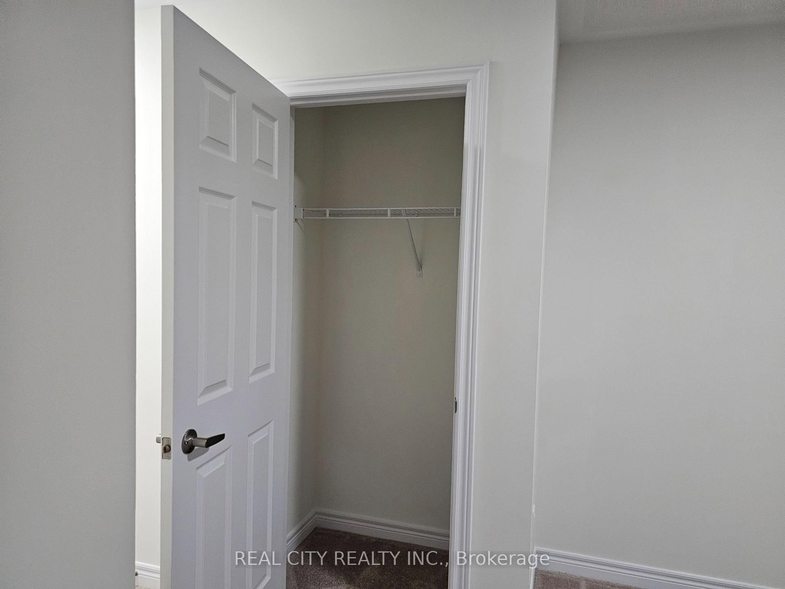 2873 Whites Road • Pickering, ON photo 19