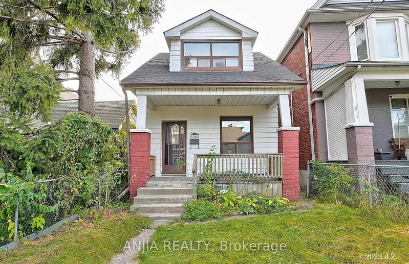 Upper - 36 Gough Avenue