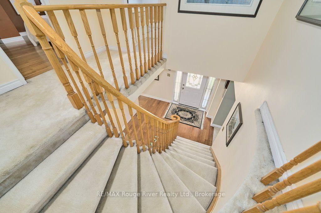 939 Catskill Drive • Oshawa, ON photo 22