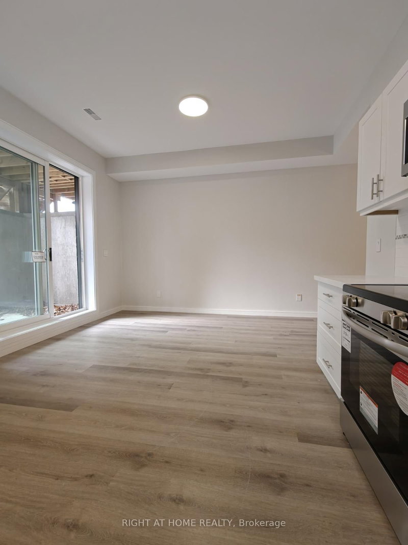 Bsmt - 3515 St Clair Avenue E