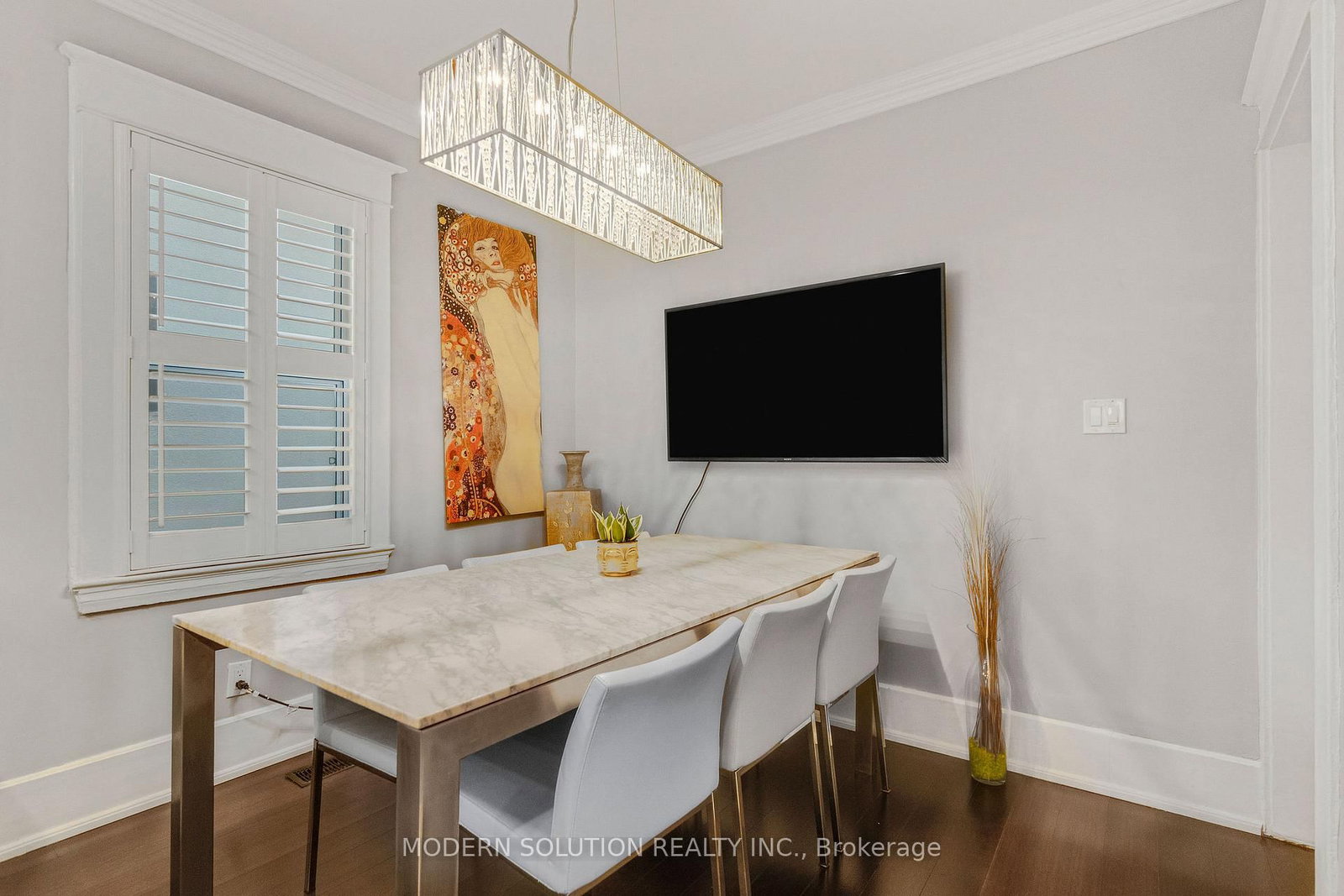 741 Milverton Boulevard • Toronto, ON photo 12