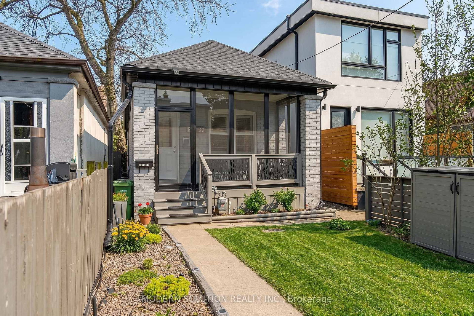 741 Milverton Boulevard • Toronto, ON photo 2