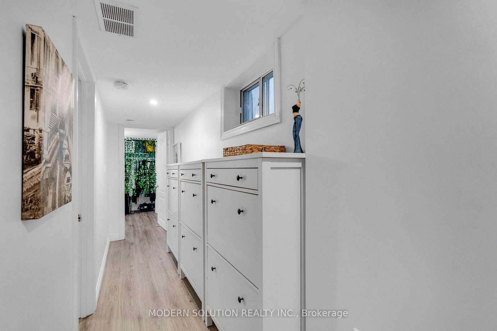 741 Milverton Boulevard • Toronto, ON photo 22