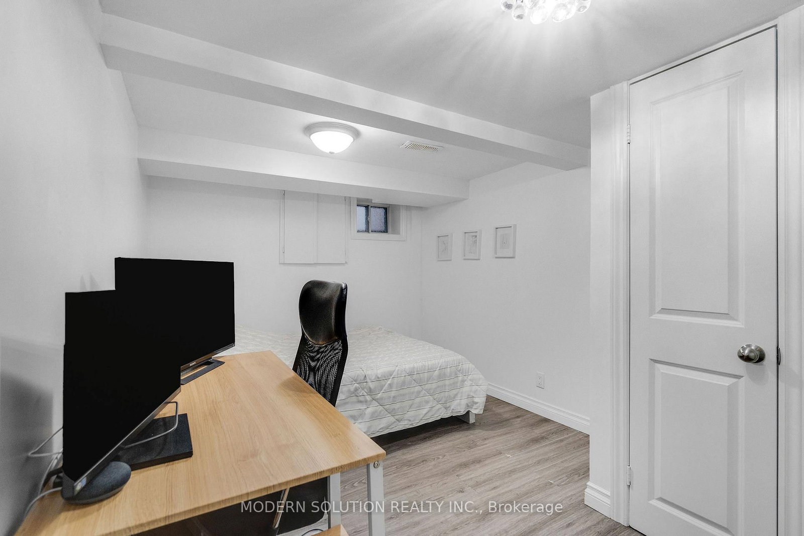 741 Milverton Boulevard • Toronto, ON photo 25