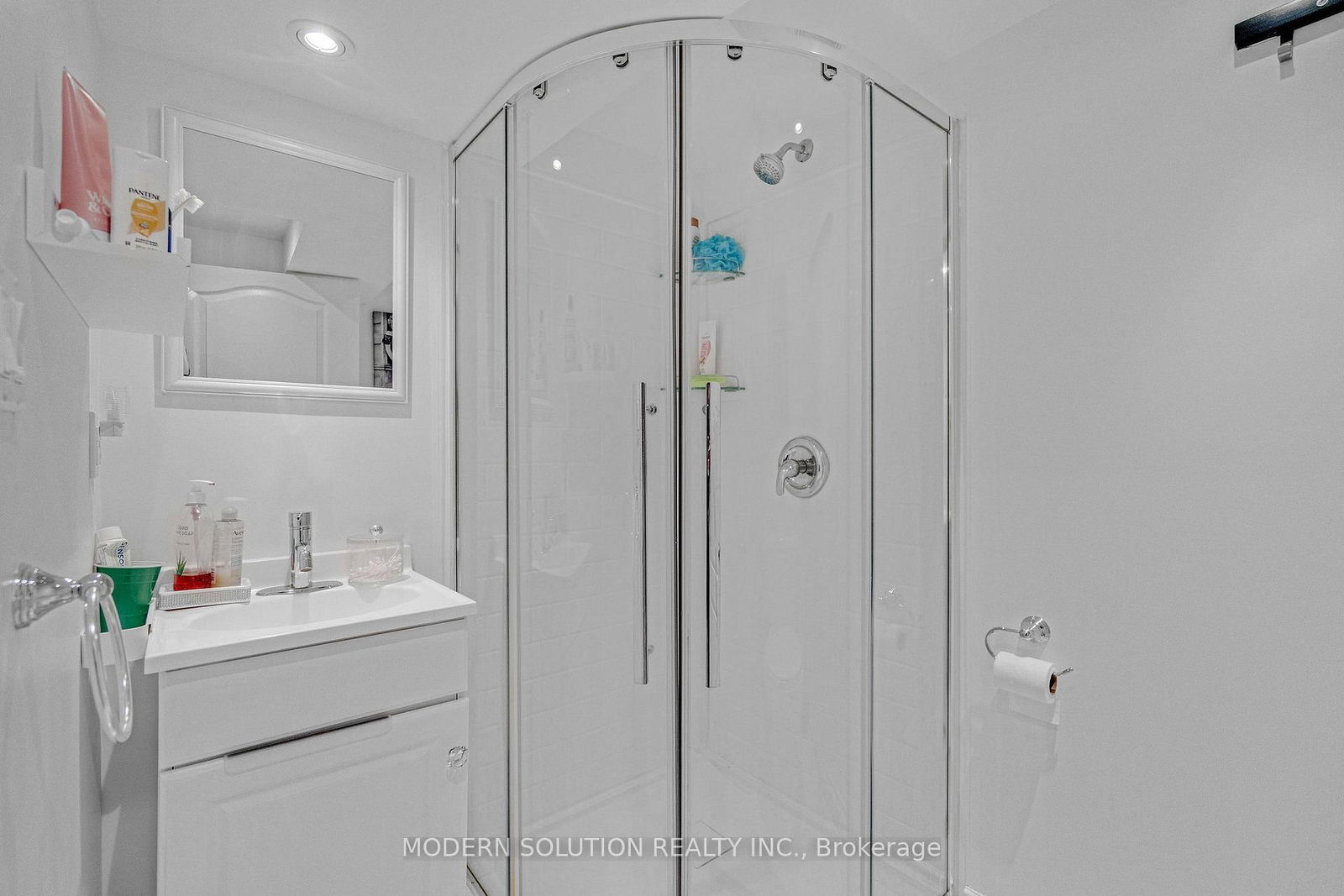 741 Milverton Boulevard • Toronto, ON photo 28