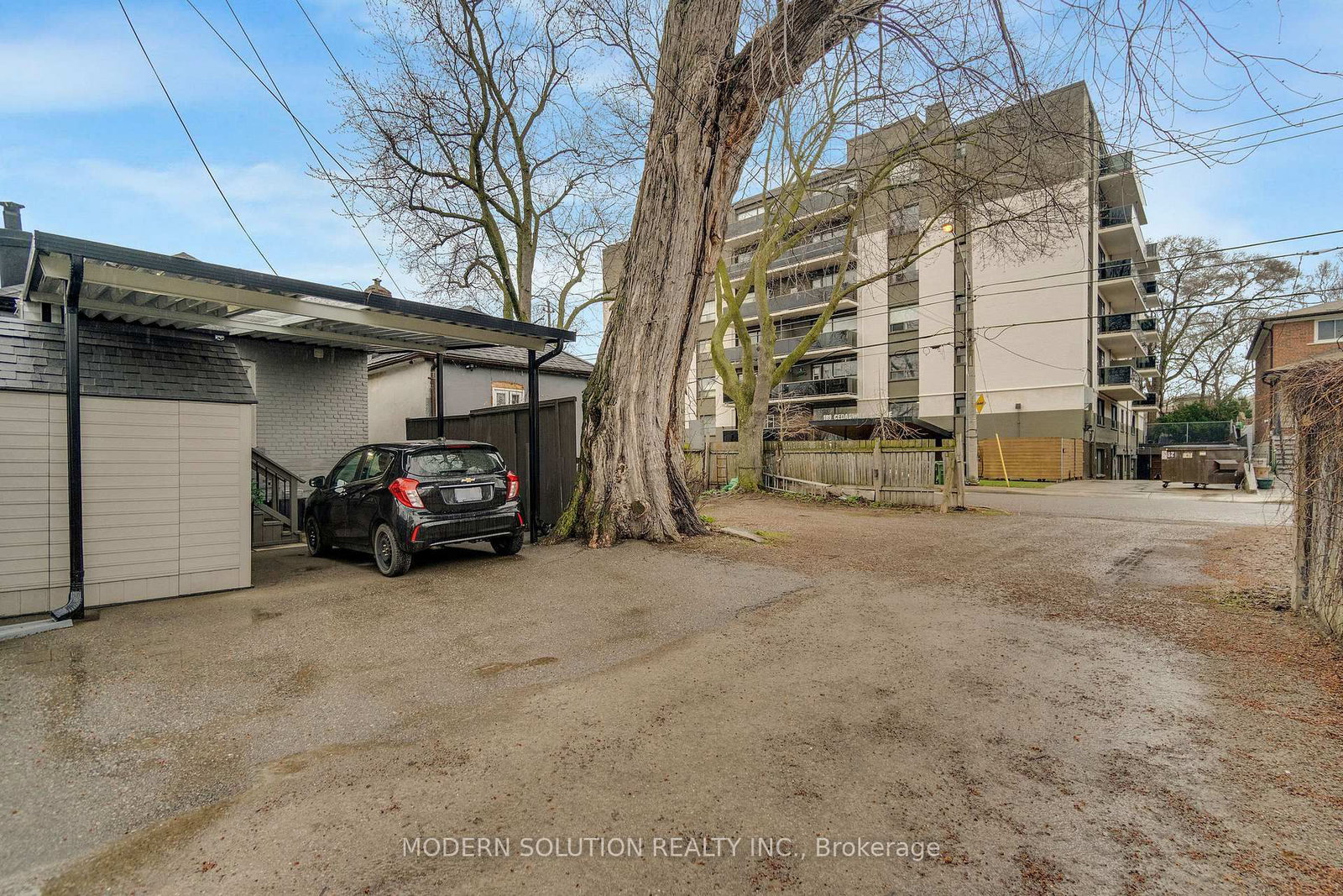 741 Milverton Boulevard • Toronto, ON photo 34