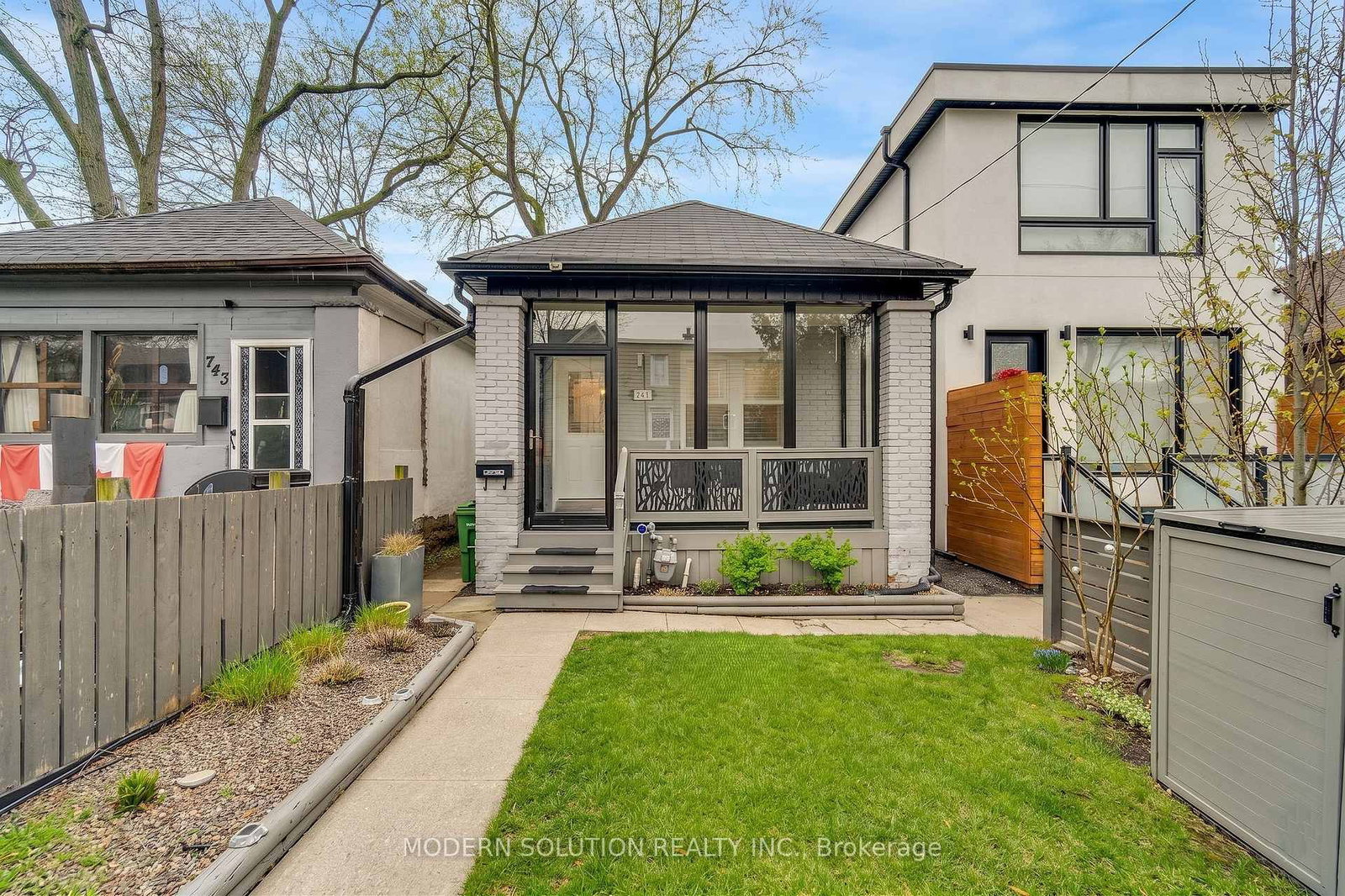 741 Milverton Boulevard • Toronto, ON photo 40