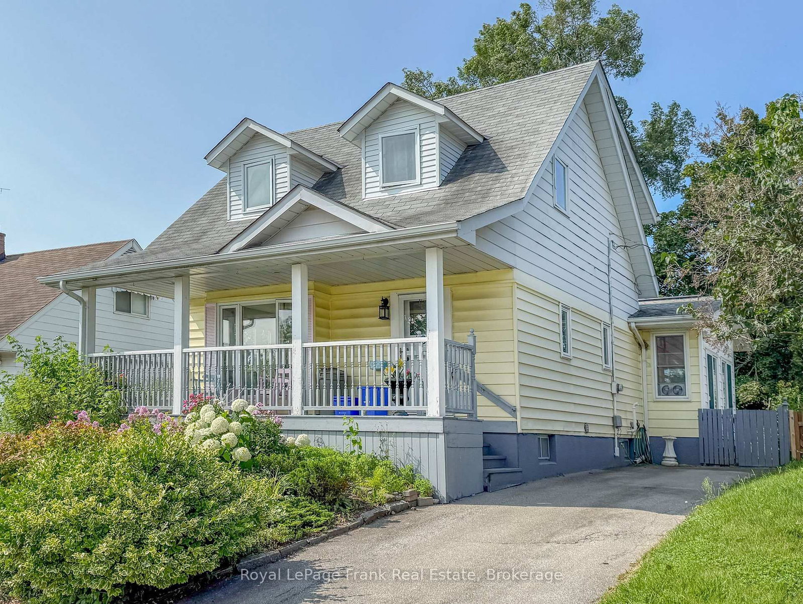 100 Admiral Road • Ajax, ON photo 3