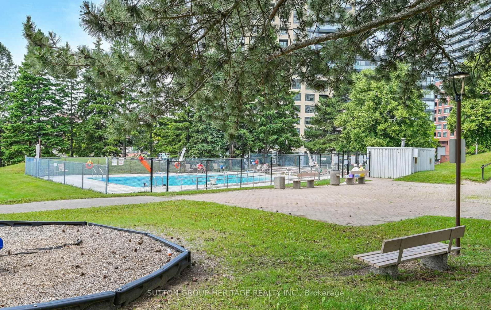 44 Falby Court E • #1608 • Ajax, ON photo 32
