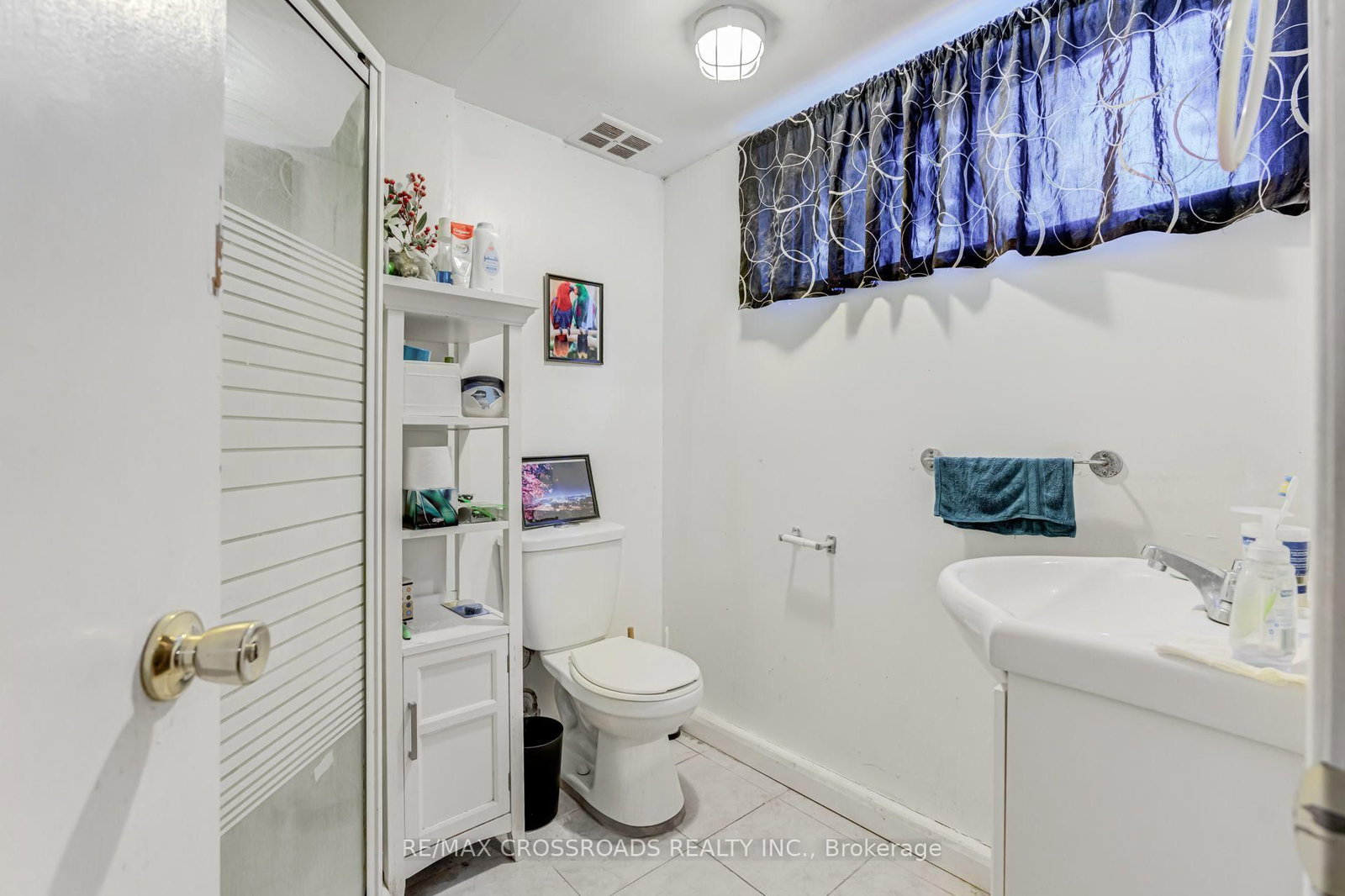 49 Clementine Square • Toronto, ON photo 32