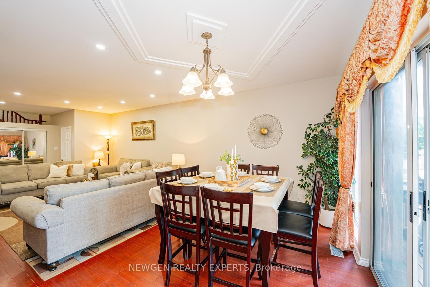 592A Danforth Road • Toronto, ON photo 8