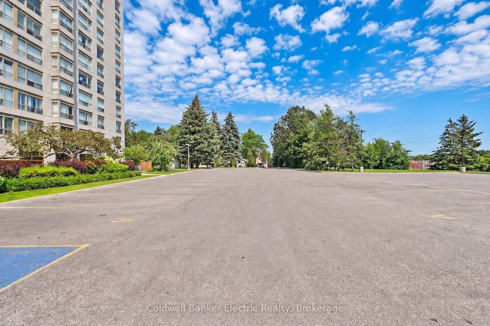 712 Rossland Road E • #1011 • Whitby, ON photo 45
