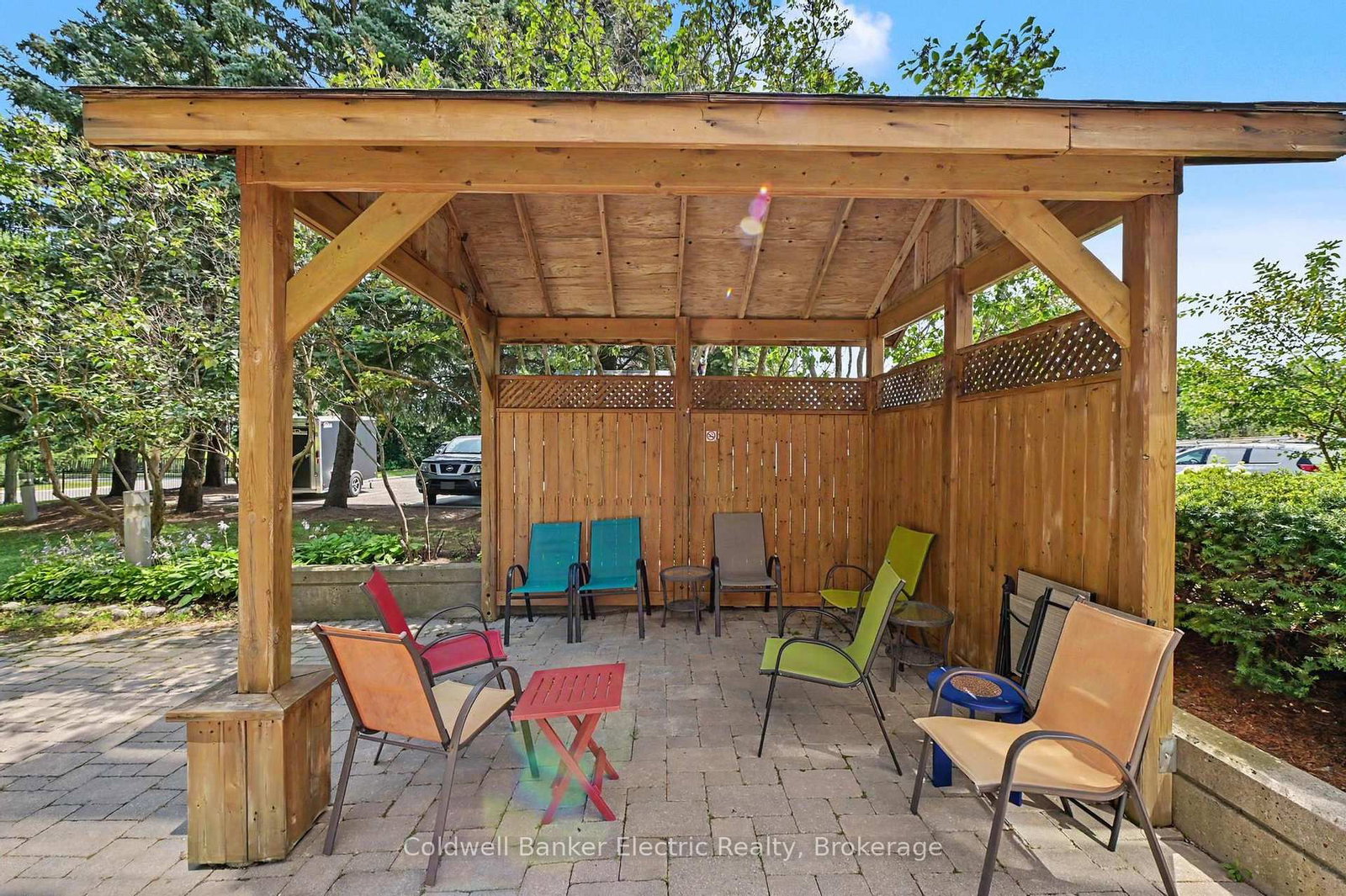 712 Rossland Road E • #1011 • Whitby, ON photo 6