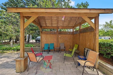 712 Rossland Road E • #1011 • Whitby, ON photo 6