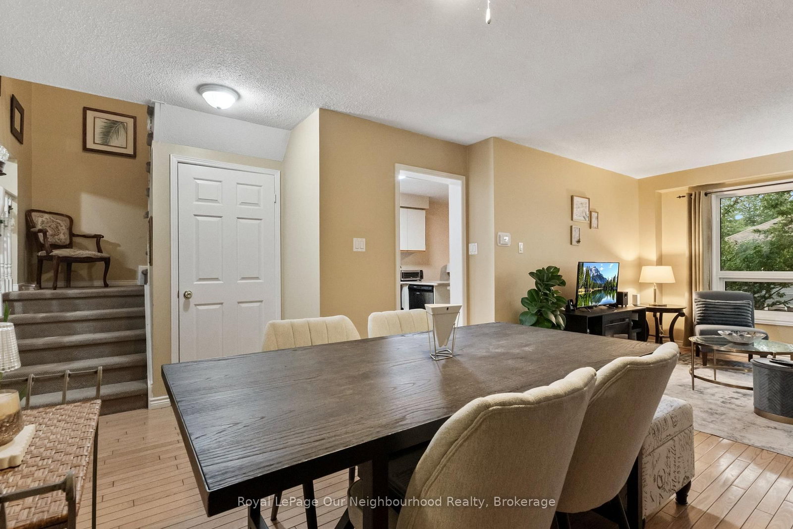 23 Woodward Drive • Whitby, ON photo 11