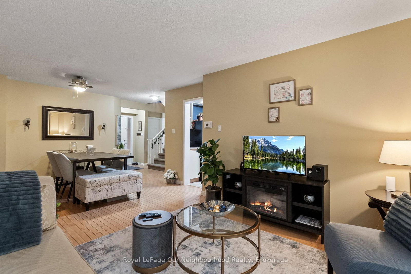 23 Woodward Drive • Whitby, ON photo 14