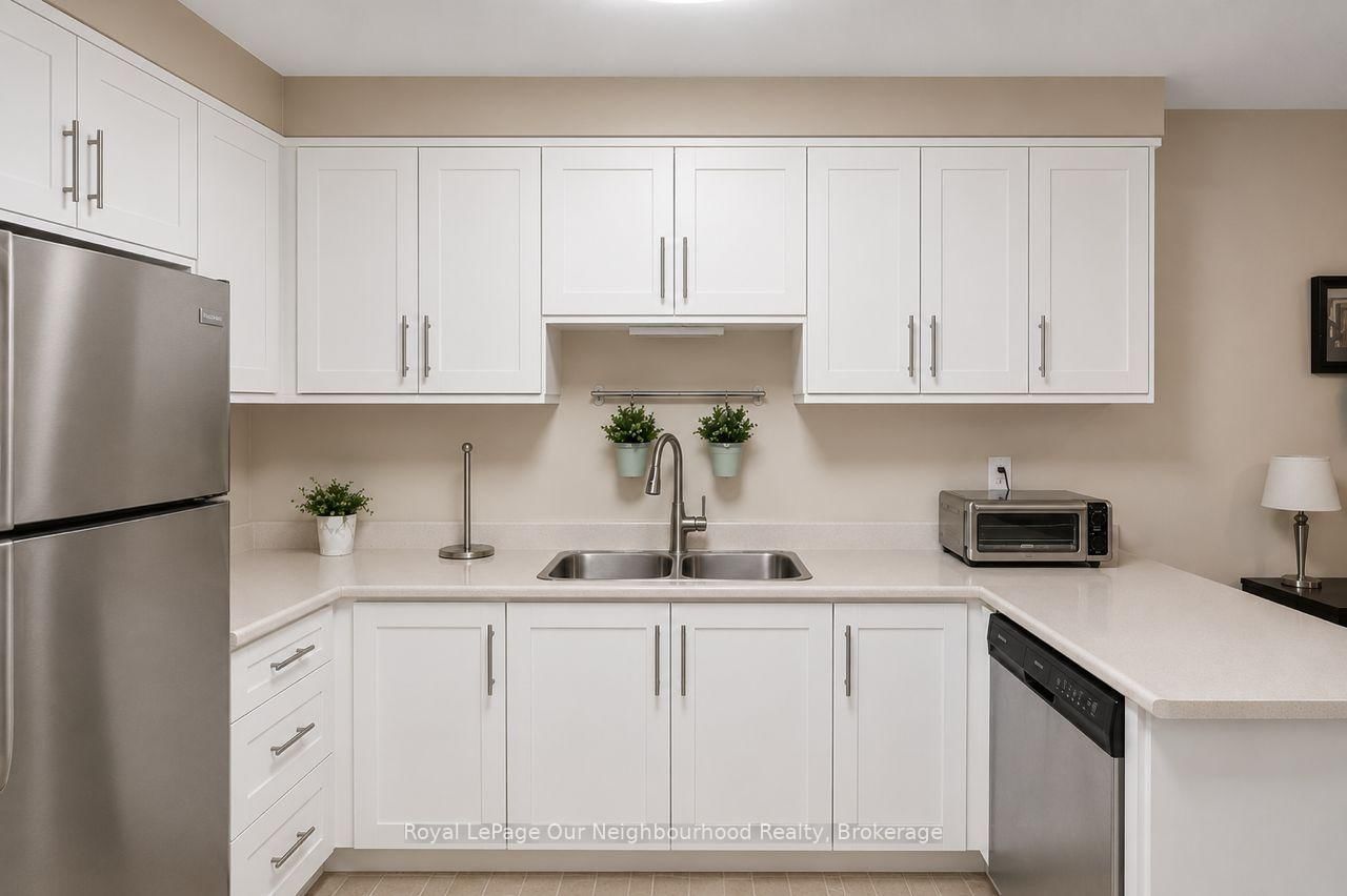 23 Woodward Drive • Whitby, ON photo 15