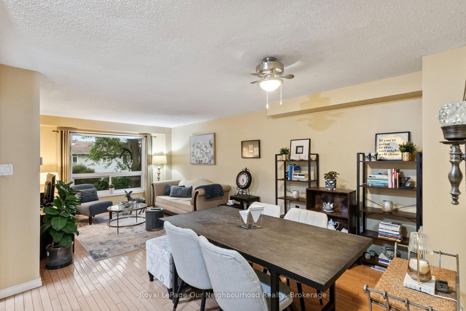 23 Woodward Drive • Whitby, ON photo 9