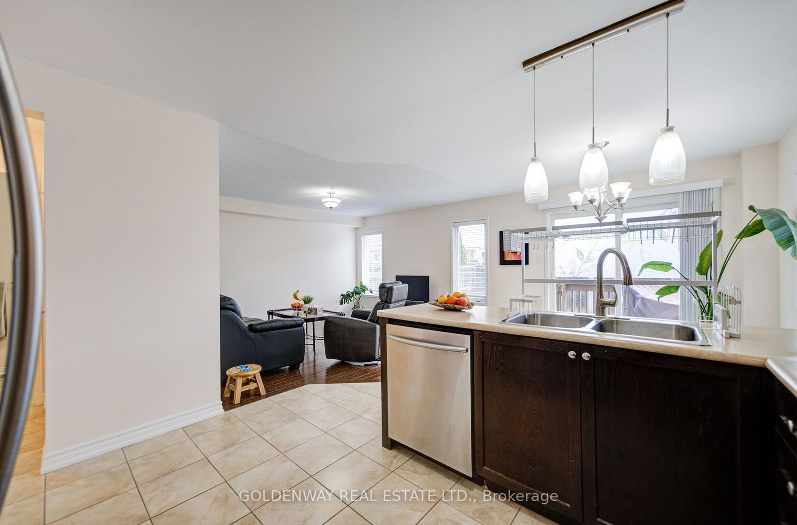 1433 Rennie Street • Oshawa, ON photo 16