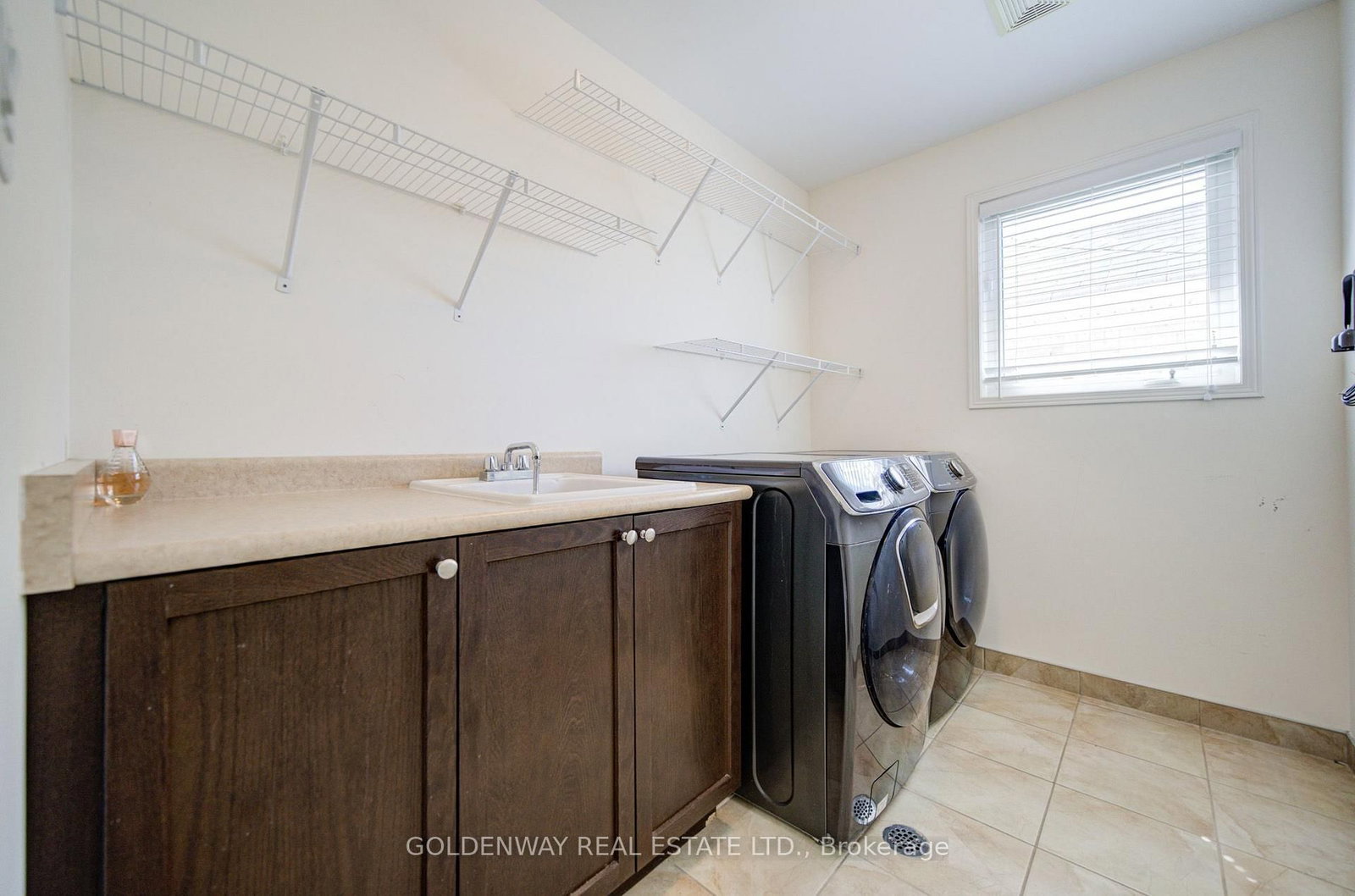 1433 Rennie Street • Oshawa, ON photo 29