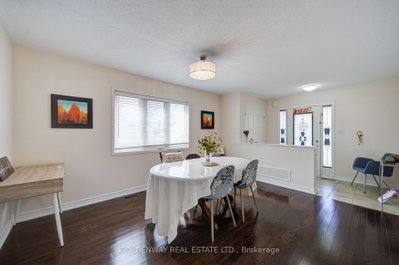 1433 Rennie Street • Oshawa, ON photo 8