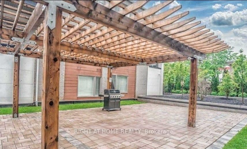 5131 Sheppard Avenue E • #401 • Toronto, ON photo 3