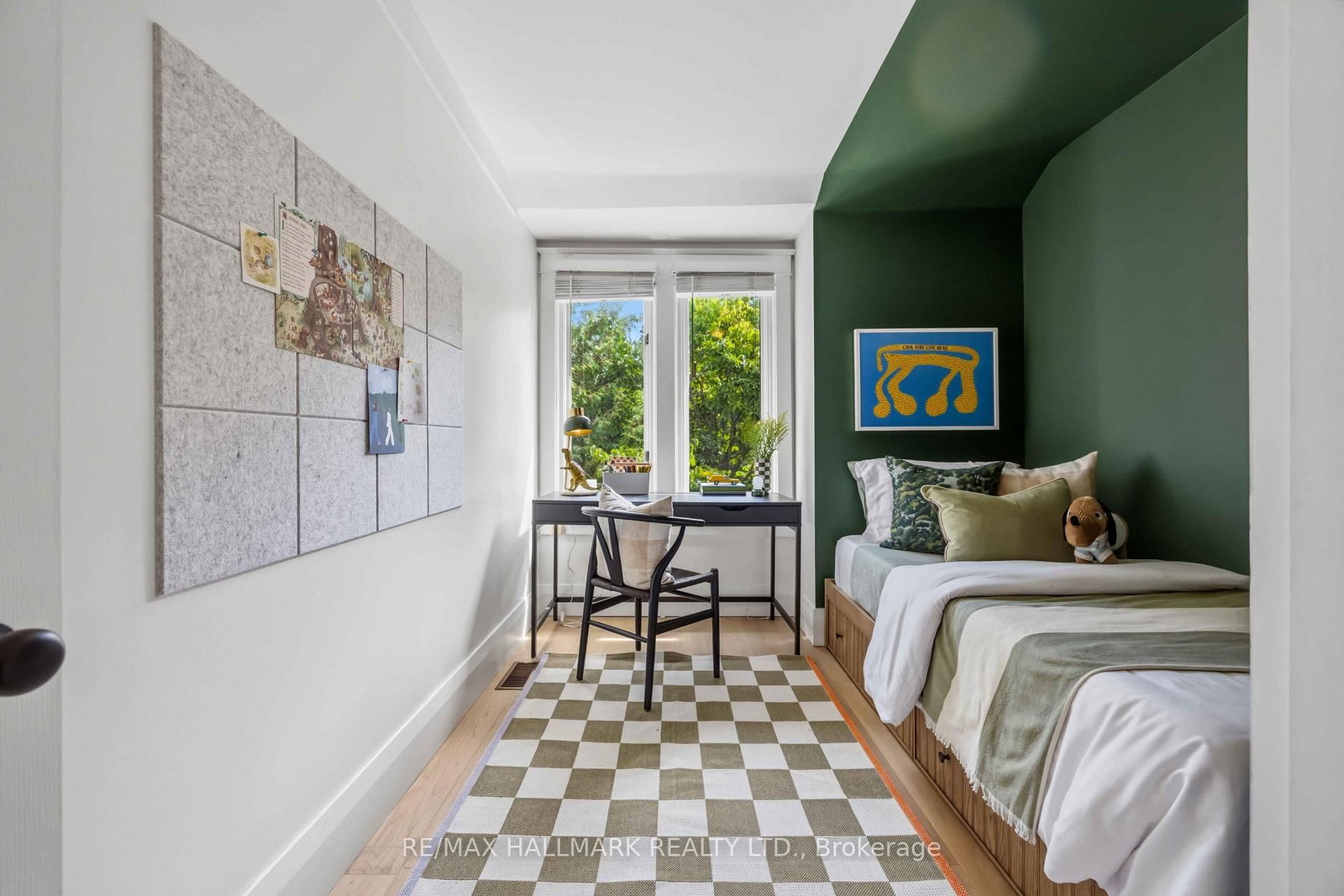 192 Wineva Avenue • Toronto, ON photo 26