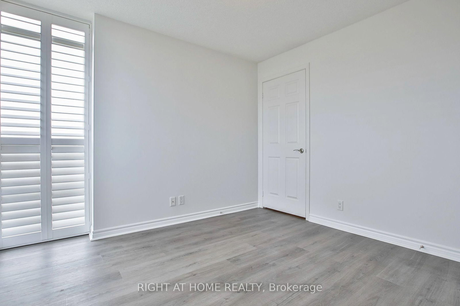 18 Mondeo Drive • #626 • Toronto, ON photo 16