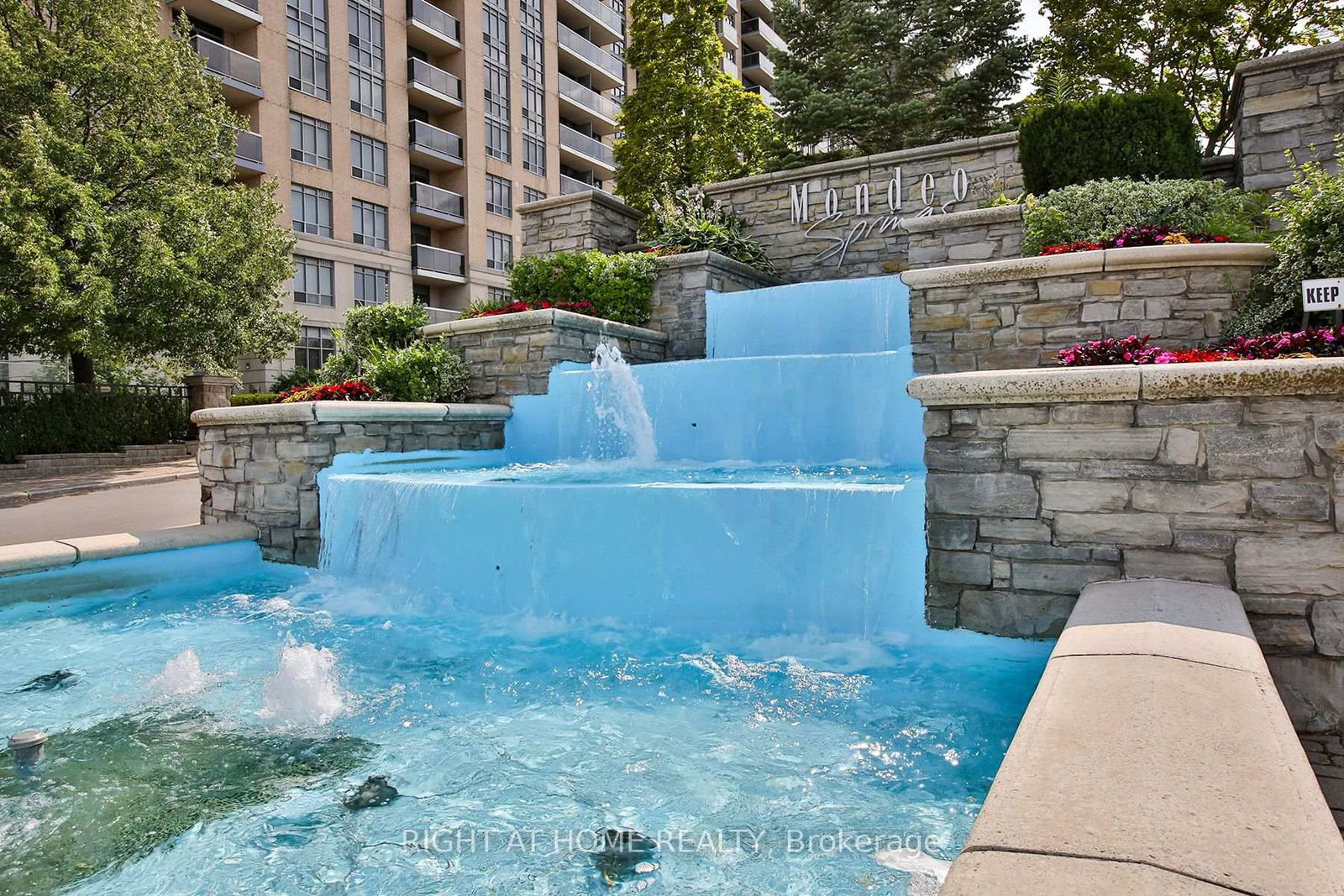 626-18 Mondeo Drive, Toronto, ON, photo 2