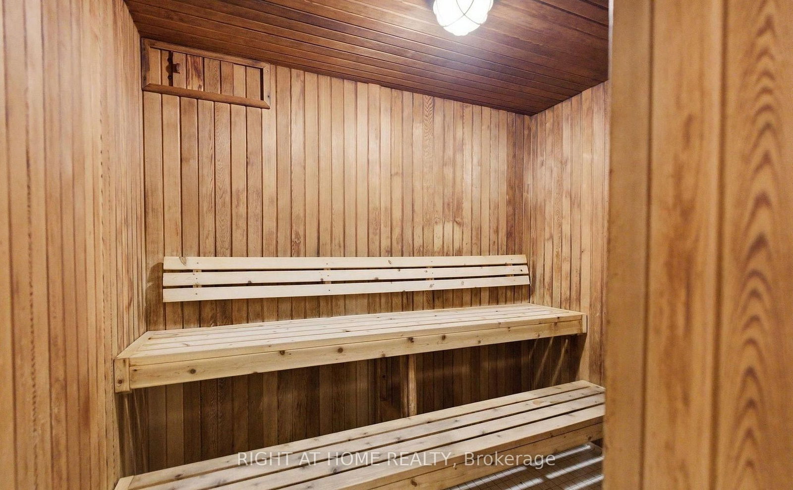 18 Mondeo Drive • #626 • Toronto, ON photo 37