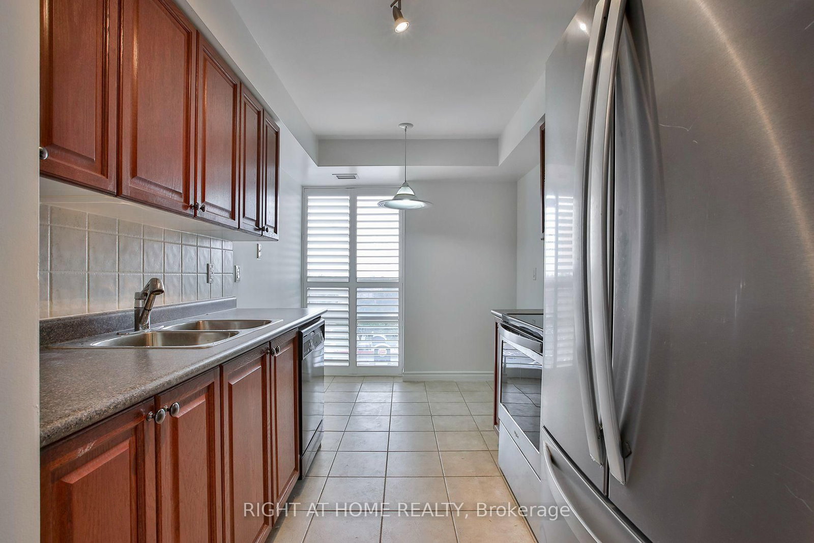 18 Mondeo Drive • #626 • Toronto, ON photo 8