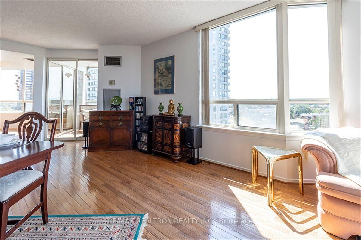 300 Alton Towers Circle • #711 • Toronto, ON photo 12