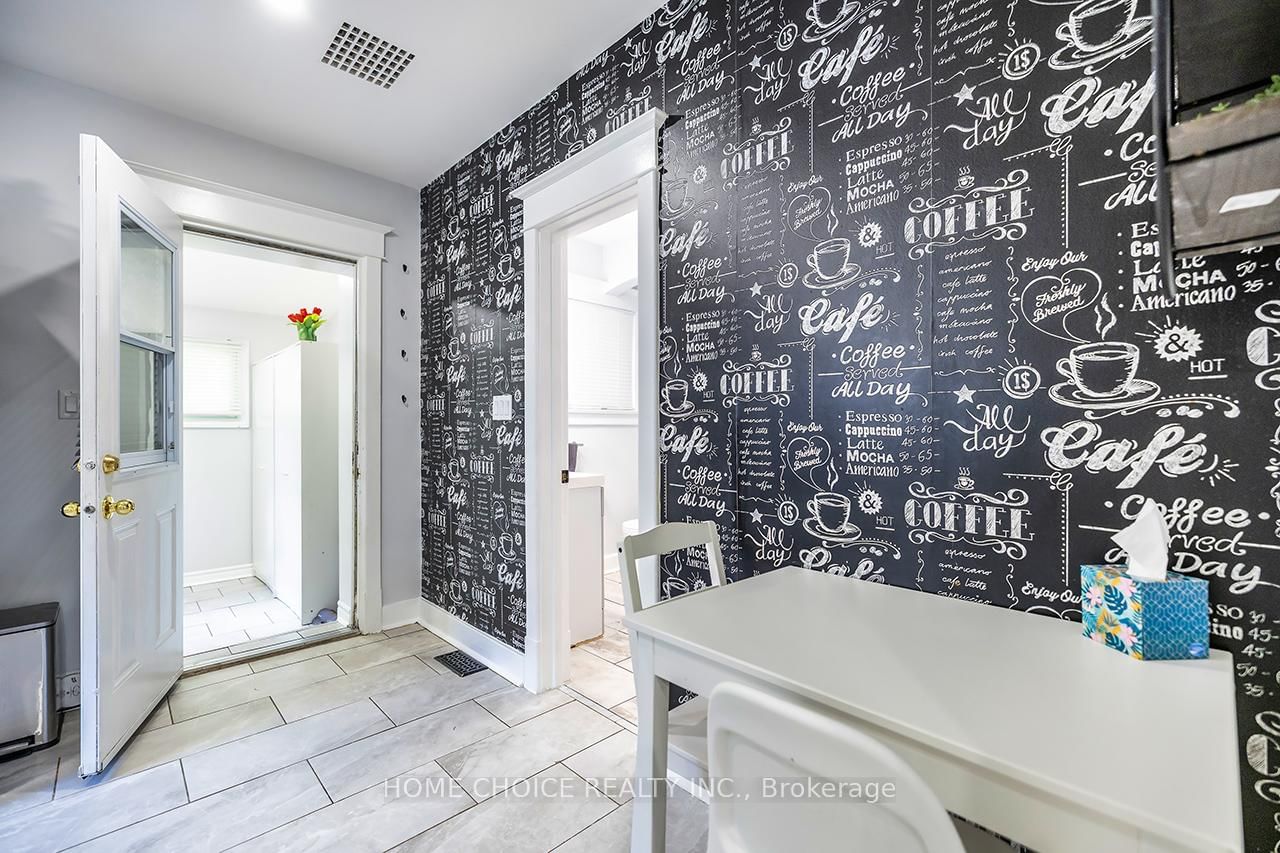 140 Gladstone Avenue • Oshawa, ON photo 14