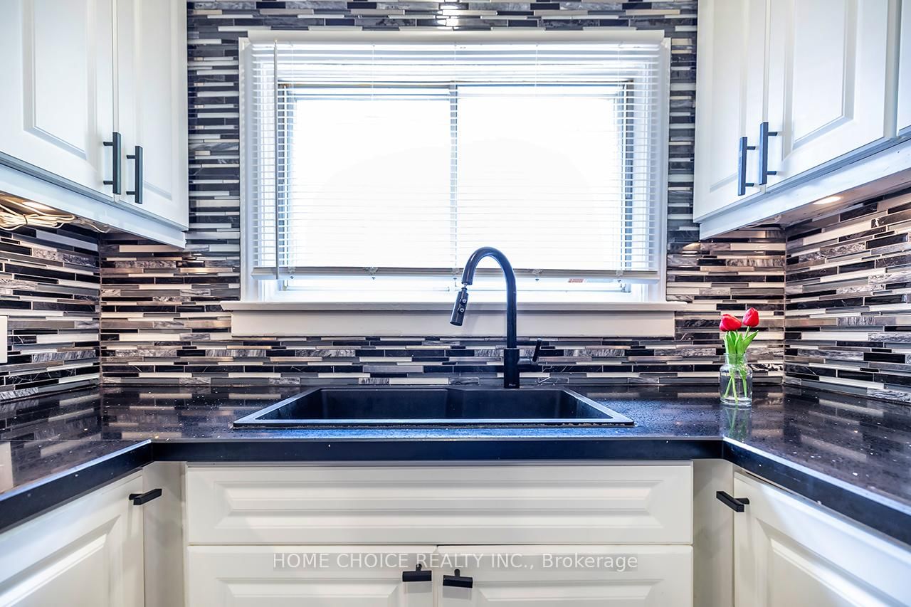 140 Gladstone Avenue • Oshawa, ON photo 18